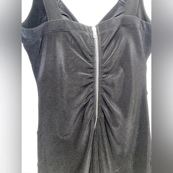 Women’s size 7 semi formal dress - Picture 2 of 4